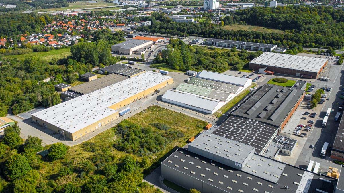Alumeco råder over 45.000 m2 kontor, lager og produktion i Odense.