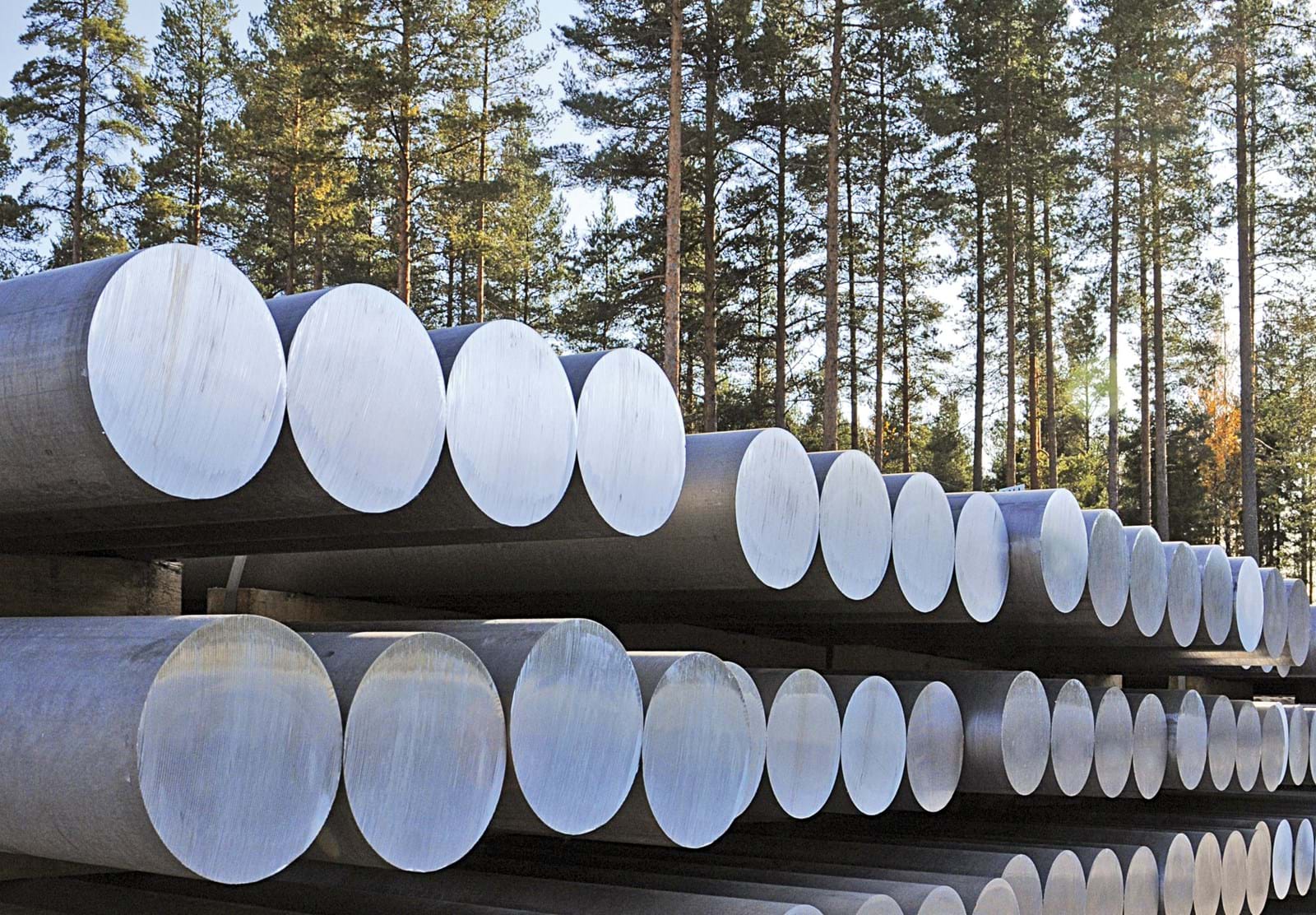 Presbolte i aluminium klar til ekstrudering
