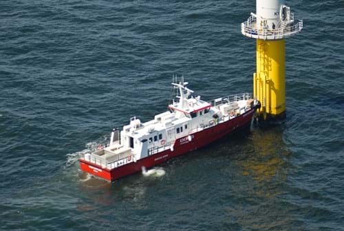 Serviceskib til offshore vindmøller