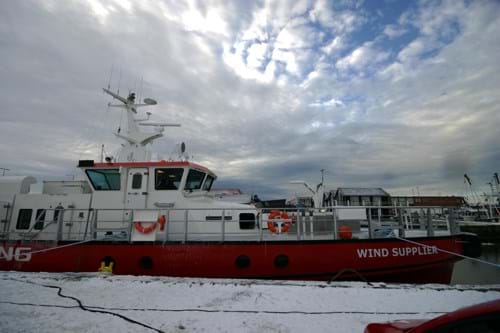 Serviceskib - Toppen lavet af aluminium